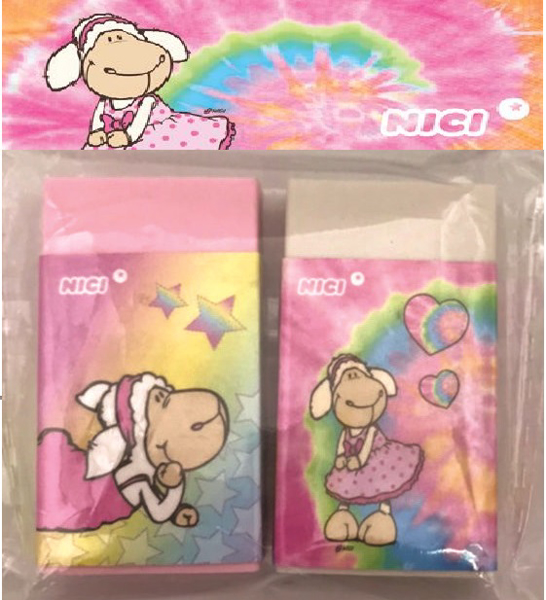 תמונה של זוג מחקים ניקי